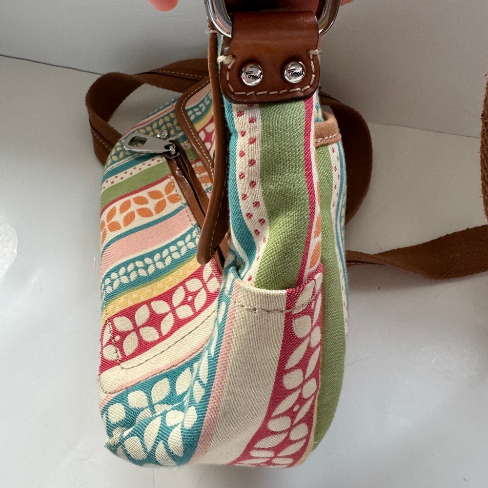 Fossil Pocketbook EUC - Picture 9 of 12